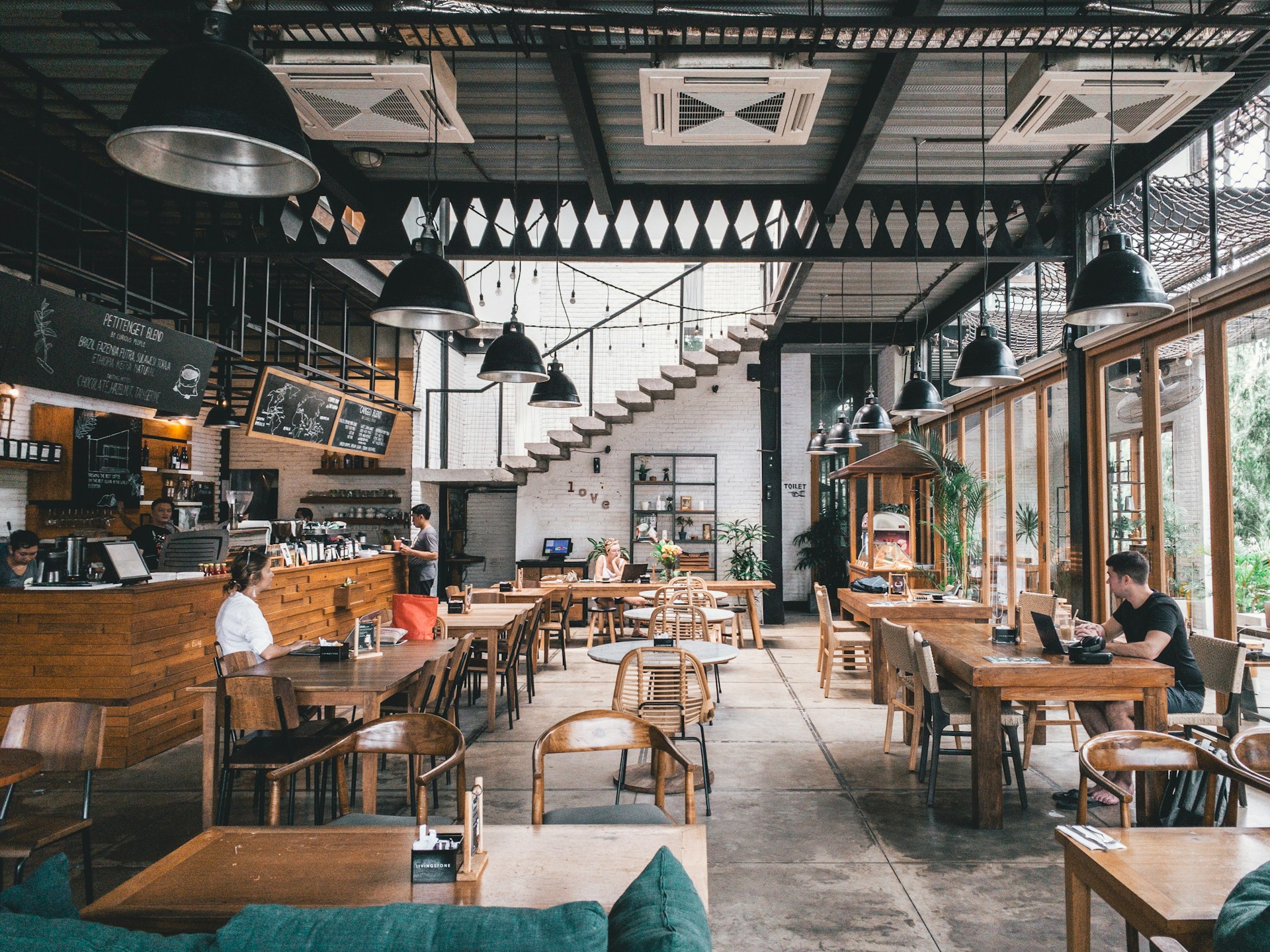 shawnanggg-nmpW_WwwVSc-unsplash (1)